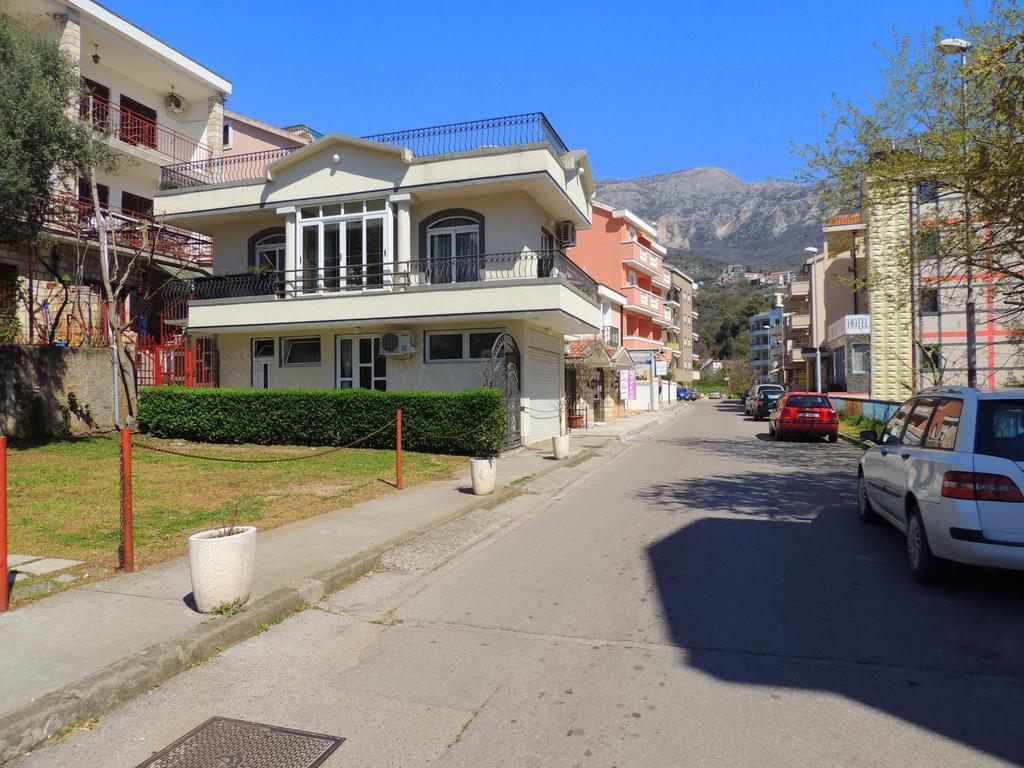 Guest House Jelena Budva Extérieur photo
